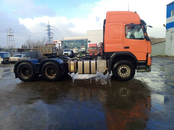 2019 Volvo FM, оранжевый, 6000000 рублей - вид 1