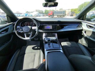 2022 Audi Q8 45 TDI I (4M), серый, 7400000 рублей, вид 5