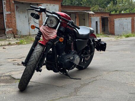 2018 Harley-Davidson Sportster 883, красный, 1250000 рублей, вид 4