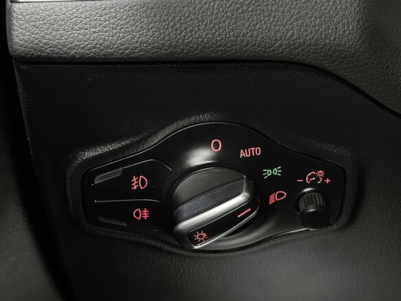 2015 Audi Q5 I (8R) Рестайлинг, чёрный - вид 16