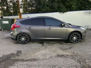 2013 Ford Focus III, серый, 900000 рублей, вид 3