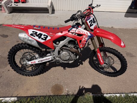 2022 Honda CRF 450R, красный, 495000 рублей, вид 1