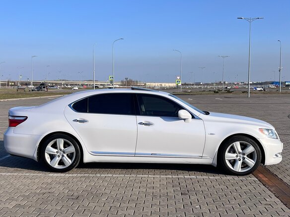 2007 Lexus LS Long 460 L IV, серебристый, 1650000 рублей - вид 3