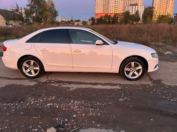2011 Audi A4 IV (B8), белый, 850000 рублей - вид 5
