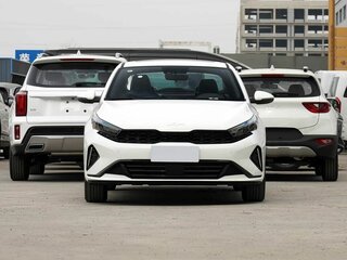 2026 Kia K3 II (China Market) Рестайлинг, белый, 2356000 рублей, вид 2