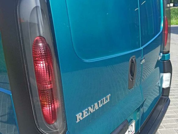 2004 Renault Trafic II, зелёный, 1600000 рублей - вид 19
