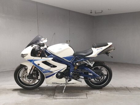 2010 Triumph Daytona 675, белый, 477000 рублей, вид 2