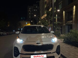 2019 Kia Sportage IV Рестайлинг, белый, 1800000 рублей, вид 2