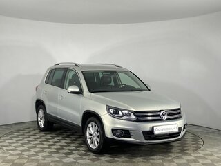 2011 Volkswagen Tiguan I Рестайлинг, серебристый, 1295000 рублей, вид 3