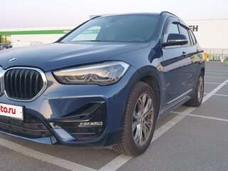 2021 BMW X1 18d xDrive II (F48) Рестайлинг, синий, 3100000 рублей, вид 1