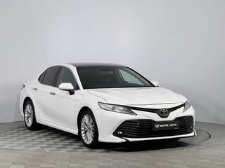 2018 Toyota Camry VIII (XV70), белый, 2399000 рублей, вид 3