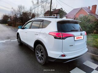 2017 Toyota RAV4 IV (XA40) Рестайлинг, белый, 2350000 рублей, вид 3