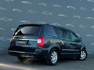 2014 Chrysler Voyager Grand V Рестайлинг, чёрный, 1526300 рублей, вид 2