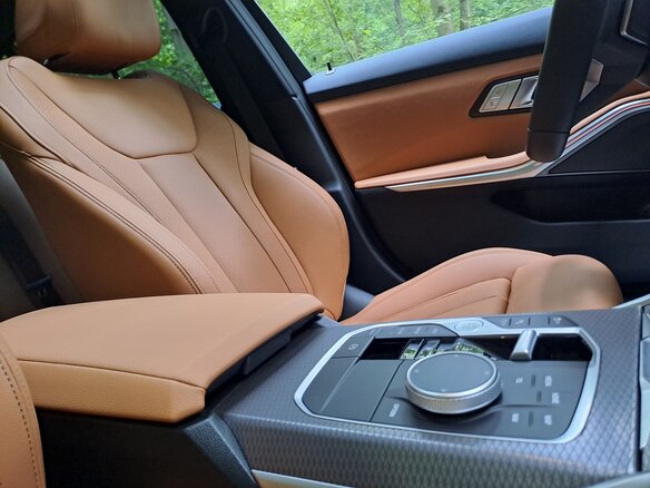 2025 BMW 3 серии 320i VII (G2x) Рестайлинг 2, серый - вид 31