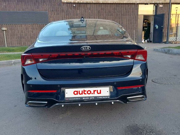 2020 Kia K5 III, синий, 2165000 рублей - вид 5