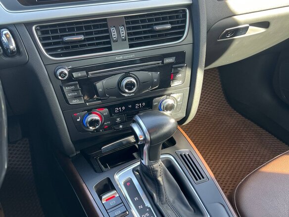 2015 Audi A4 IV (B8) Рестайлинг, серебристый - вид 13