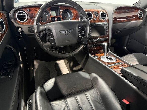 2007 Bentley Continental Flying Spur, чёрный, 2790000 рублей - вид 22