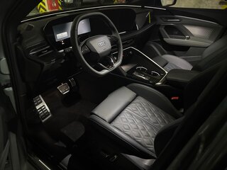 2026 Audi Q5 L III (GU), серебристый, 8999900 рублей, вид 5