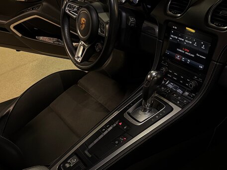 2018 Porsche Cayman III 718 (982), серый, 5350000 рублей, вид 5