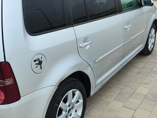 2009 Volkswagen Touran I Рестайлинг, серебристый, 820000 рублей, вид 4