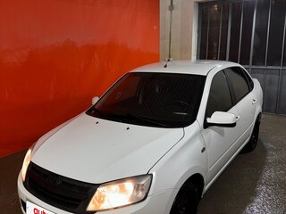 2013 Lada (ВАЗ) Granta I, белый, 570000 рублей, вид 1