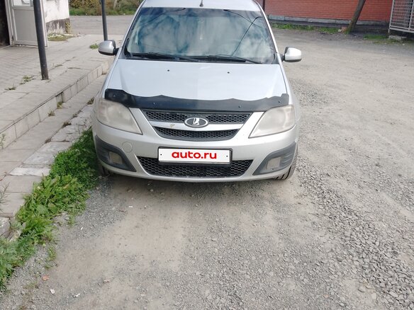 2015 Lada (ВАЗ) Largus I, серебристый, 730000 рублей