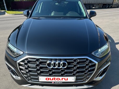 2021 Audi Q5 L 45 TFSI II (FY) Рестайлинг, чёрный, 4500000 рублей, вид 1