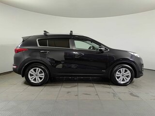 2018 Kia Sportage IV Рестайлинг, чёрный, 1728000 рублей, вид 4