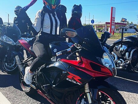 2007 Suzuki GSX-R 600, чёрный, 650000 рублей, вид 1