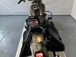2006 Harley-Davidson Fat Boy, бежевый, 580000 рублей, вид 4
