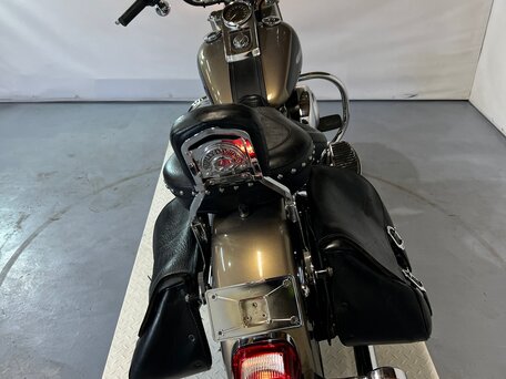 2006 Harley-Davidson Fat Boy, бежевый, 580000 рублей, вид 4