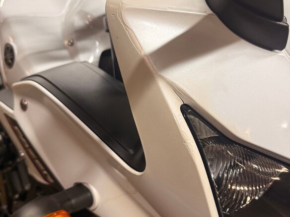 2012 Yamaha FZ1, белый, 620000 рублей - вид 2
