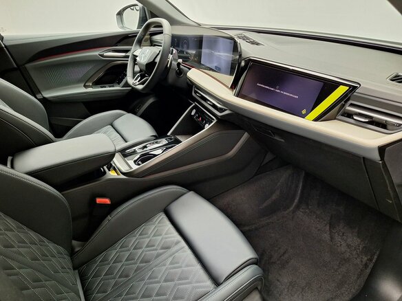 2026 Audi Q5 L III (GU), чёрный, 6500000 рублей - вид 3