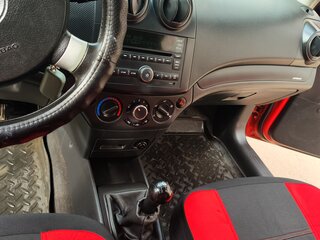 2009 Chevrolet Aveo I Рестайлинг, красный, 319000 рублей, вид 5