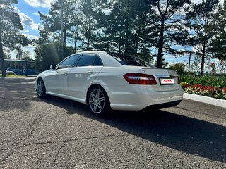 2011 Mercedes-Benz E-Класс 200 7G-Tronic IV (W212, S212, C207), белый, 1790000 рублей, вид 5