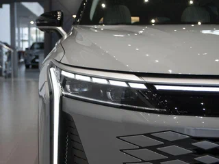 2025 Exeed RX, серый, 5490000 рублей, вид 3