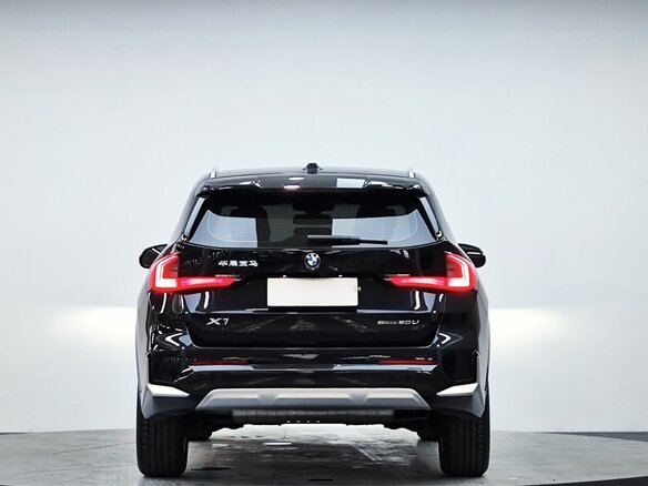 2023 BMW X1 Long 20Li sDrive III (U11/U12), чёрный, 3015000 рублей - вид 2