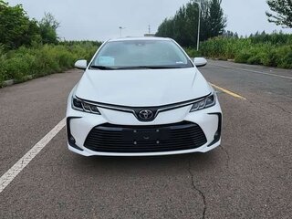 2023 Toyota Corolla Sporty XII (E210) Рестайлинг, белый, 1450100 рублей, вид 3