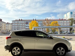 2013 Toyota RAV4 IV (XA40), белый, 1680000 рублей, вид 3