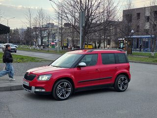 2014 Skoda Yeti I Рестайлинг, красный, 1343000 рублей, вид 1