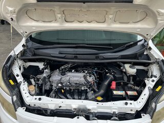 2008 Toyota Voxy II (R70), белый, 800000 рублей, вид 5