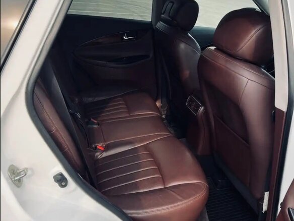 2008 Infiniti EX EX35 5-speed I (J50), белый, 1150000 рублей - вид 5