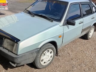 2002 Lada (ВАЗ) 21093i, серебристый, 130000 рублей, вид 1