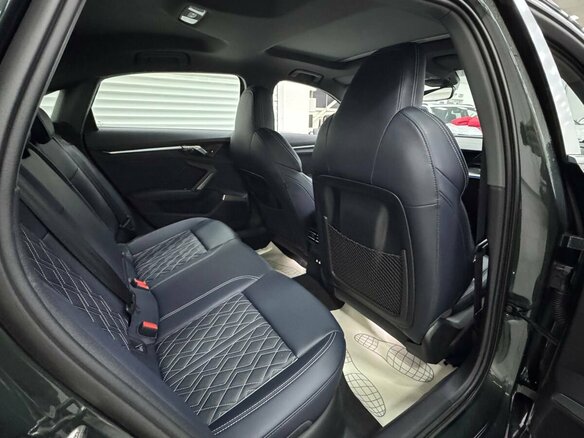 2026 Audi A3L 35 TFSI IV (8Y) Рестайлинг, зелёный, 4049000 рублей - вид 12