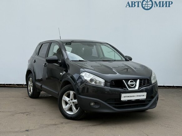 2013 Nissan Qashqai I Рестайлинг, чёрный - вид 2