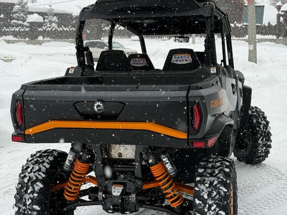 2025 BRP Can-Am Commander Max XT, красный - вид 13