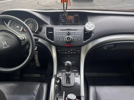 2008 Honda Accord VIII, красный, 1375000 рублей, вид 5