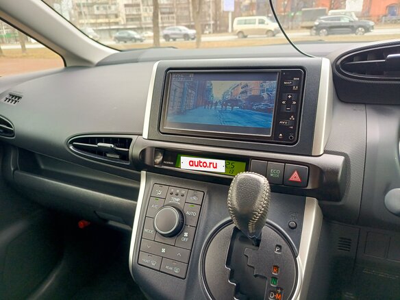 2010 Toyota Wish II, чёрный, 1450000 рублей - вид 9