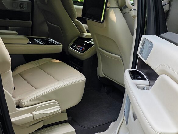 2020 Lincoln Navigator L IV, чёрный, 9800000 рублей - вид 15