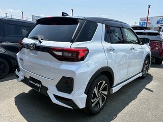 2022 Toyota Raize I, белый, 1500000 рублей, вид 3